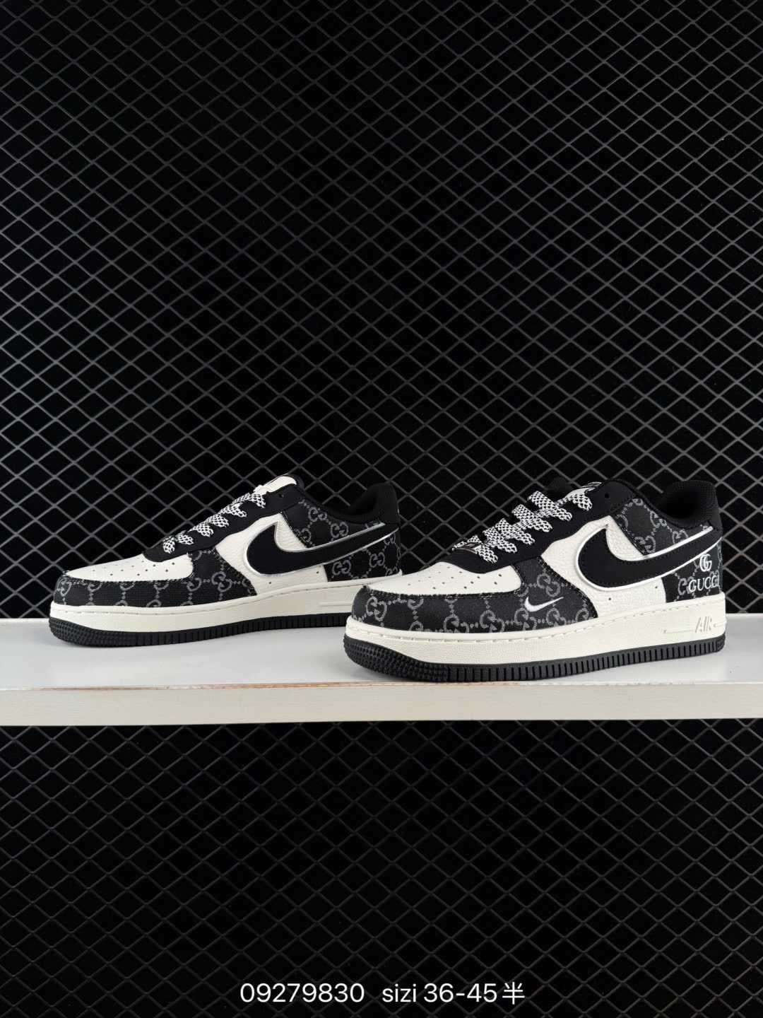 NIKE AIR FORCE 1